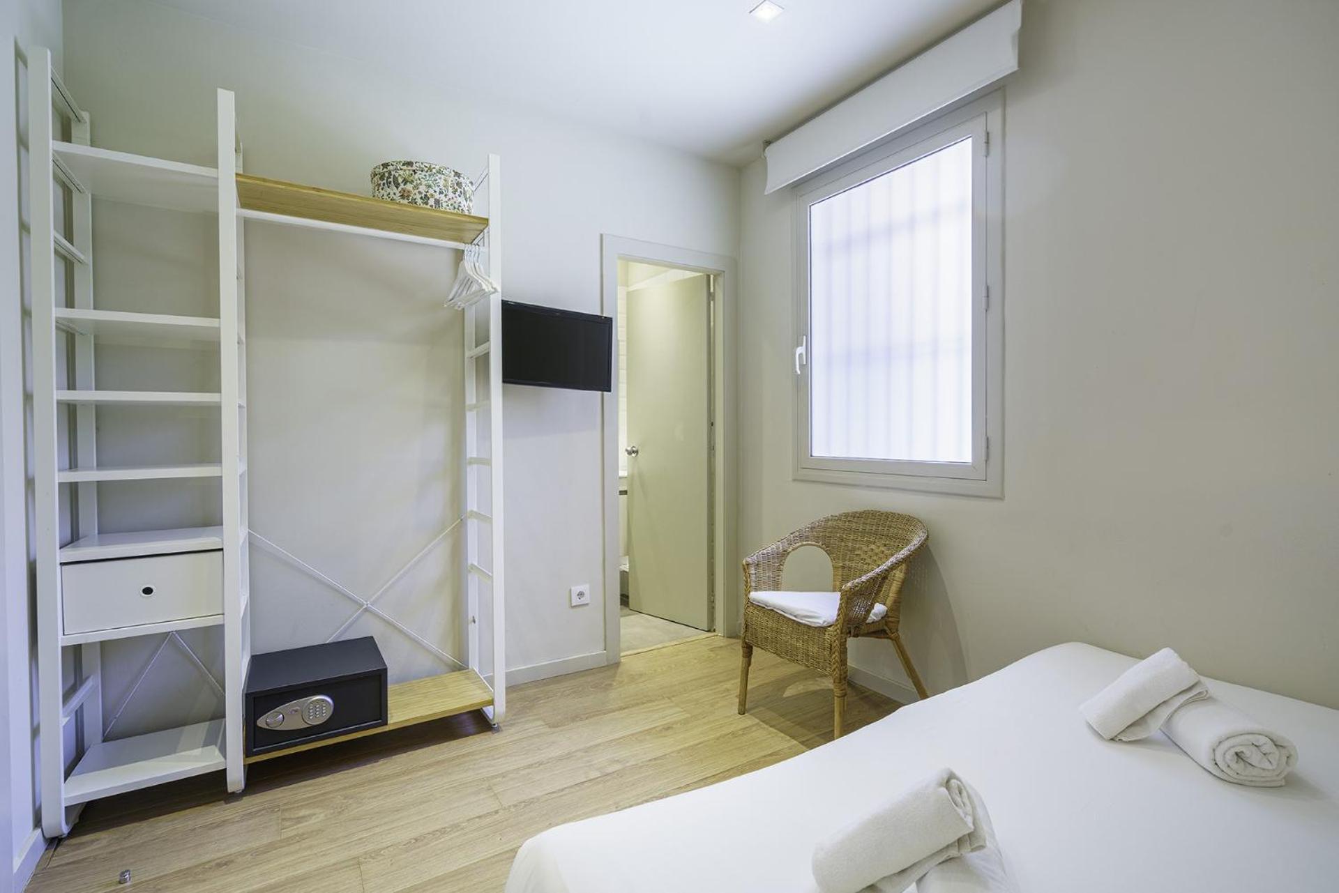 Ola Living Hostal Diagonal Barcelona Exterior photo